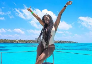 Luxury tour at Isla Mujeres! Catamaran Experience from Cancun