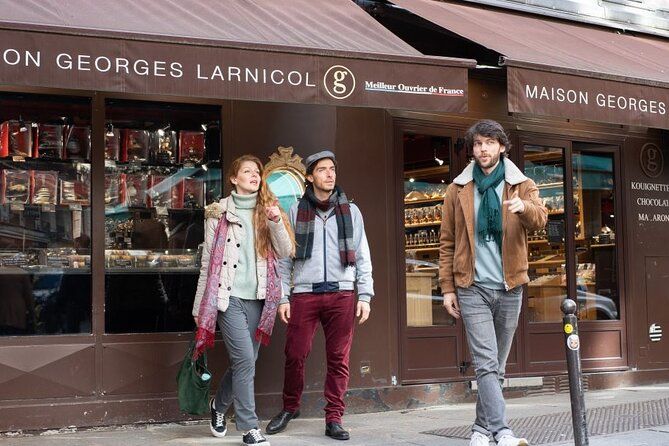 Paris Private Custom Tour with a Local Guide, Hidden Gems & Highlights