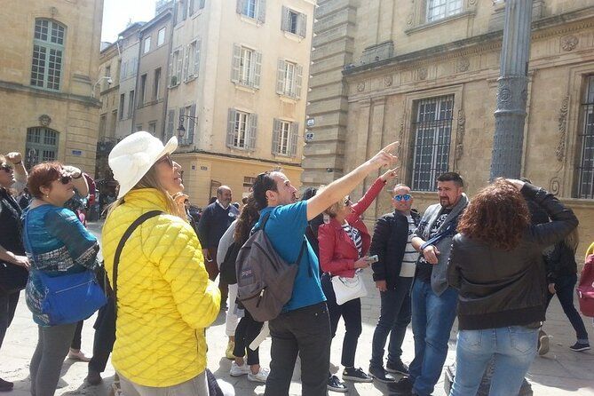 Private guided tour in Aix-en-Provence - Official tour guide!