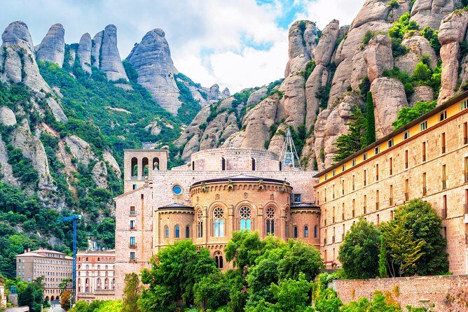 Private Tour of Montserrat from Barcelona