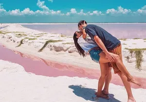 Amazing Trip to Las Coloradas & Río Lagartos + Transportation from Cancún