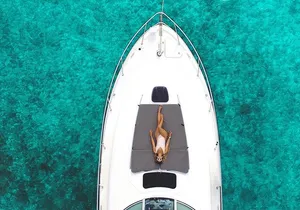 4H private 40' Yacht All-Inclusive in Tulum & Playa del Carmen