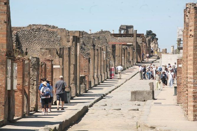 Naples, Pompeii and Sorrento full day tour from Naples