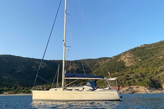 Private sailing Cruise to the Lerins Islands