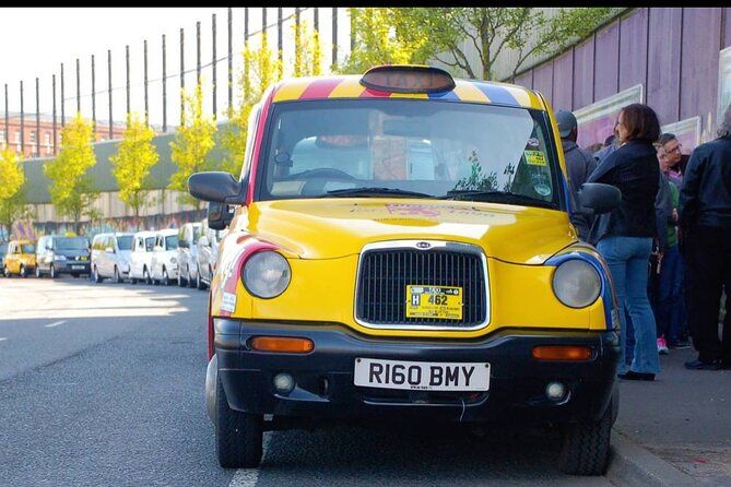 History of Belfast conflict and terror 1 hour black taxi tour