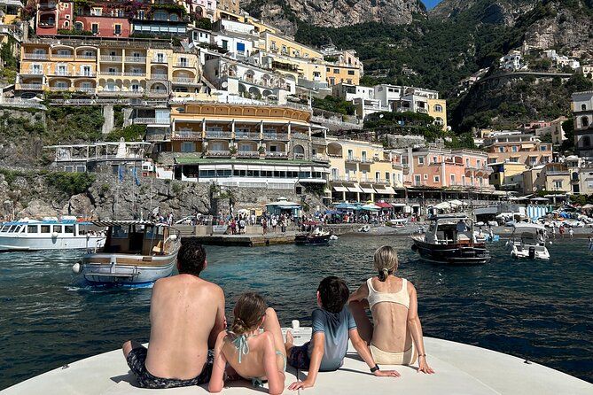 Full-Day Private Guided Tour to Amalfi Coast by Boat