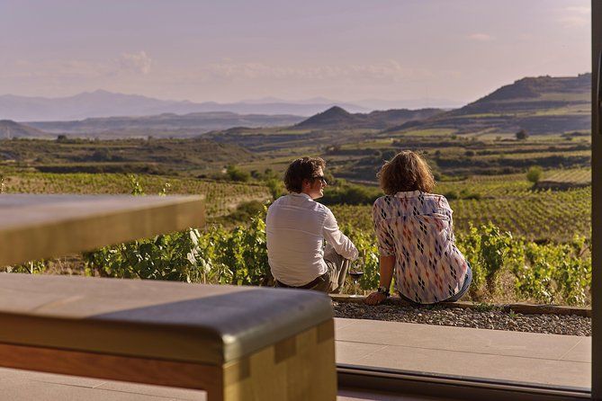 La Rioja wine tour: winery and traditional lunch from Bilbao