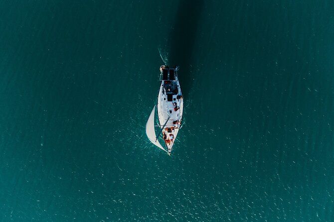 Sunset Sailing Tour in Bacalar with Outdoor Bar and Lunch
