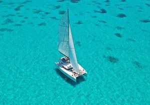Platinum Catamaran to Isla Mujeres: Snorkel & Open Bar