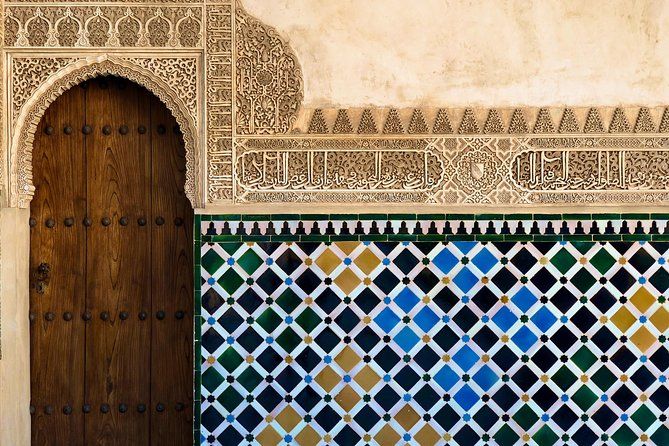 The guided tour in Alhambra with polish guide