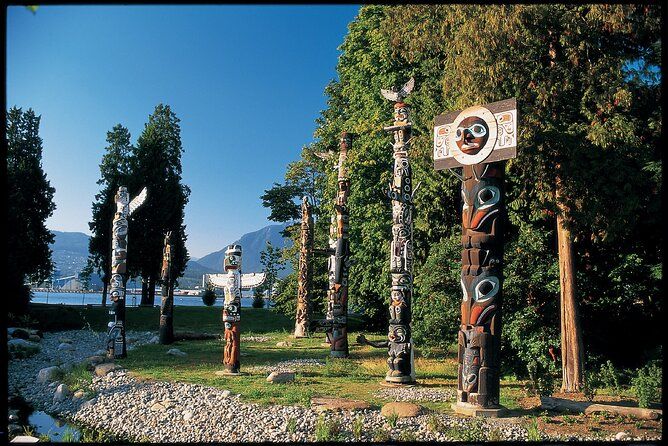 Vancouver City Tour: Stanley Park, Granville Island, and Capilano