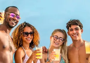 Open bar, Snorkel, Buffet! Unlimited Isla Mujeres Party