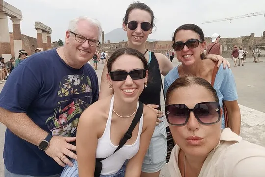 Naples to Sorrento with 2hr Pompeii guided tour or Vice Versa