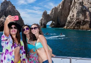 Party Cruise to the Arco de Cabo I Sunset Fajitas