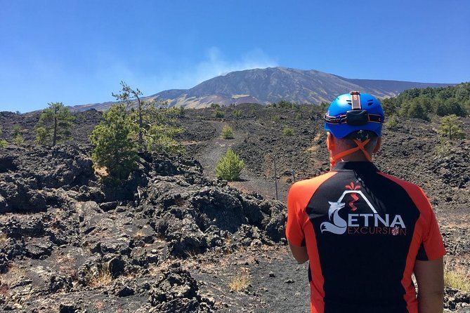 Etna Grantour - 4x4 & trekking - Private tour with lunch included