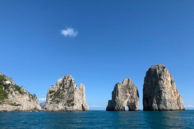 Sorrento Capri boat tour 7h