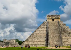 Chichen Itza & Ekbalam with Cenote Swim from Cancun