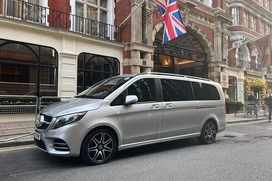 Private Transfer from London to Portsmouth Cruise Terminal
