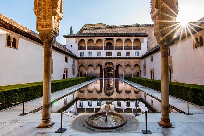 Alhambra with Nazaries Palaces Private Tour from Seville