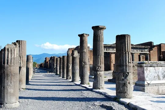 Pompeii and Sorrento Daytrip From Rome