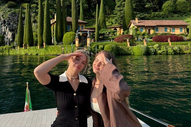 Luxury Boat Tour on Lake Como: Prosecco, Movie Locations & Music