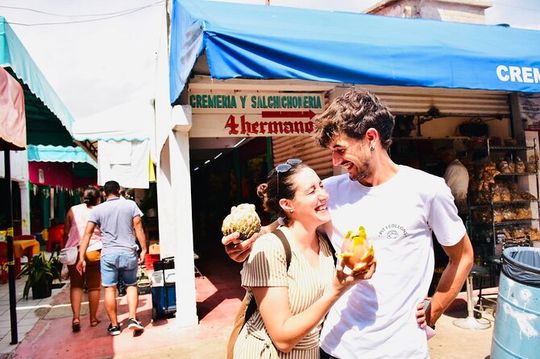 Cancun Private Foodies Market Tour and Street Food