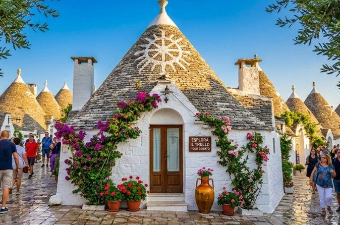 From Lecce : Alberobello, Locorot, Ostuni, guided tour & Brunch
