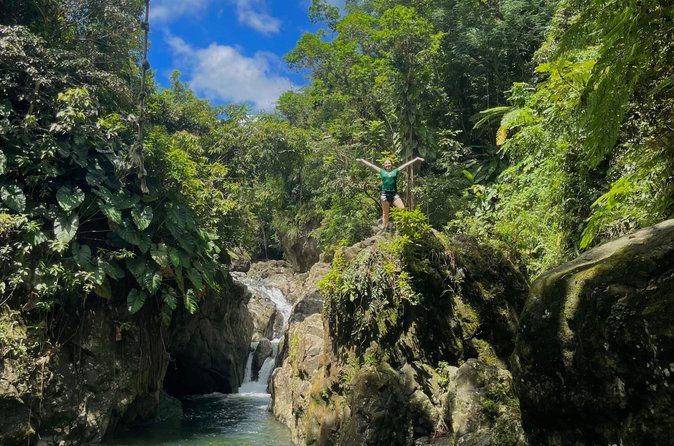 El Yunque Tour with Luquillo Lunch Stop and Transport: 6 ppl Max