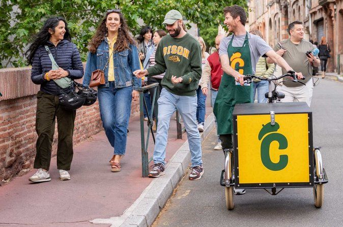 Toulouse gourmet tour in English: cheese wine heritage