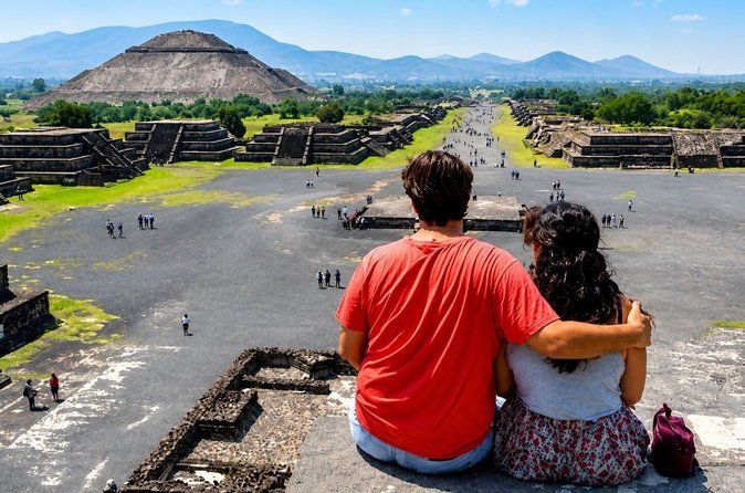 Private tour: 2-day getaway to Mexico City