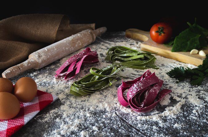 Small-Group Bologna Fresh Pasta Home Cooking Class with wine