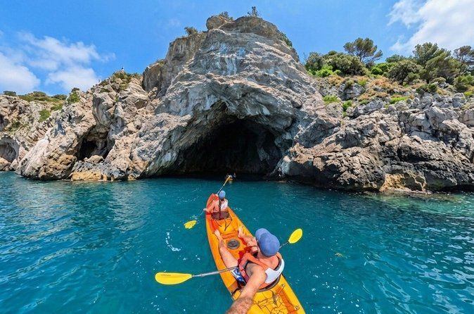 Amalfi : Kayak-Snorkeling to Pandora Cave Hidden Beach & Aperitif