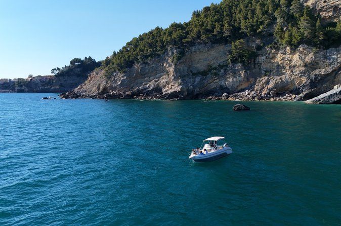 Shared Boat Tour in the Gulf of Poets in La Spezia