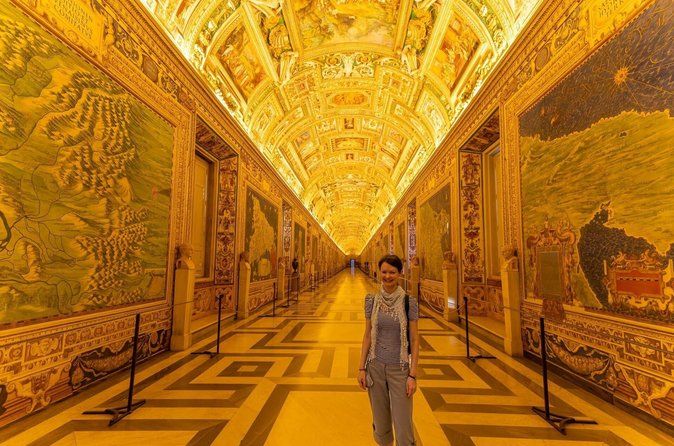 Exclusive First Access Vatican Tour with Skip the Line Basilica