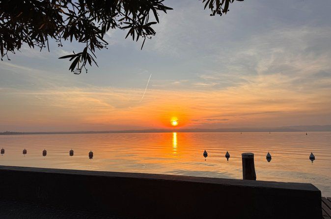 Sup experience with sightseeing tour in Sirmione Lake Garda