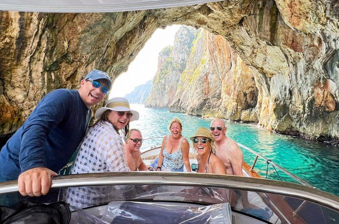 Capri in a Day All Inclusive Premium Boat Tour and City Visit