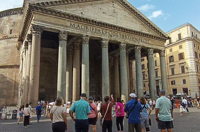 Pantheon: Semi-private Guided Tour with Entry Ticket