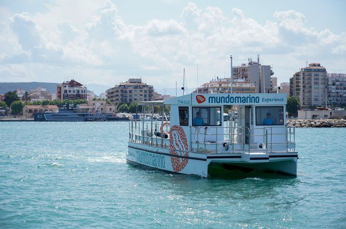 Bay trip in Calpe or Altea with a sailing catamaran