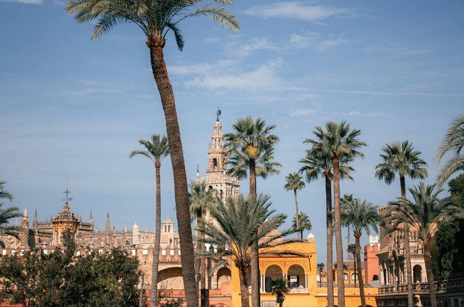 Alcázar, Cathedral & Giralda: Guided Tour with Fast-Track Tickets