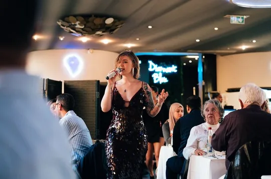 Paris Gourmet Dinner Seine River Cruise with Singer and DJ Set