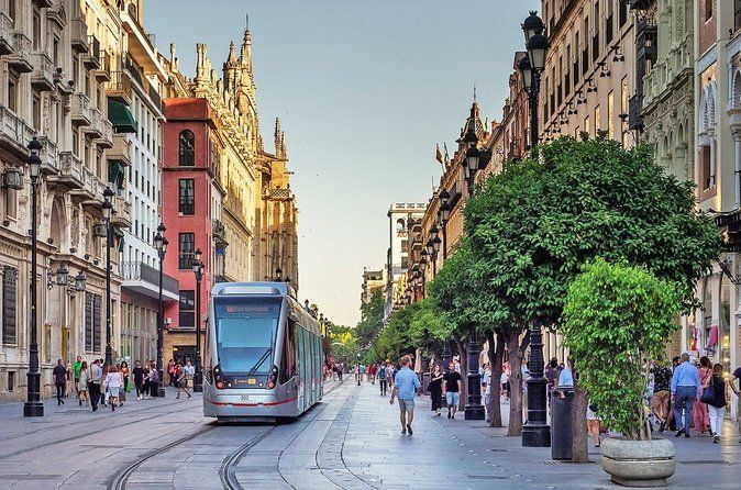 Seville Orientation Private Tour for New Visitors