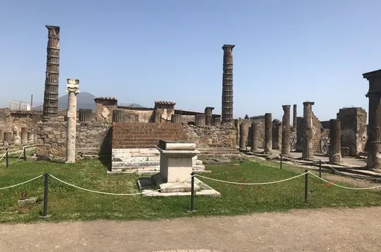 Pompeii & Herculaneum Private Tour from Rome with Lunch