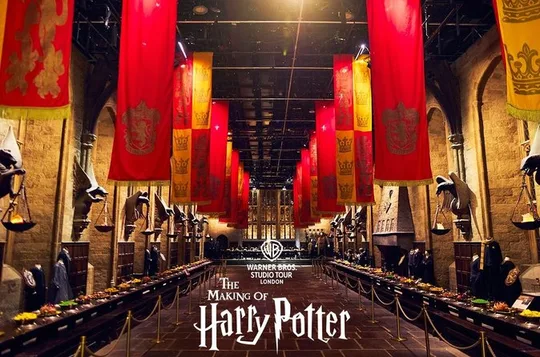 Fully Guided Tour of Warner Bros Studio Tour London – The Making of Harry Potter
