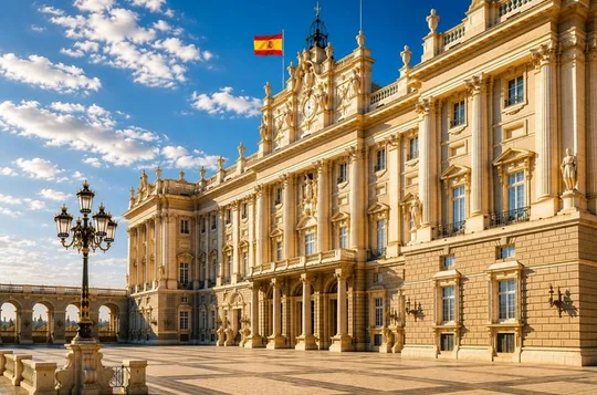 Madrid: Royal Palace Guided Tour with Skip the Line Ticket
