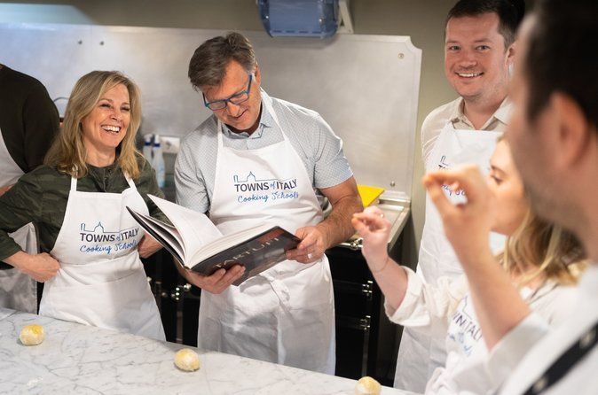 Milan Pasta and Tiramisu Cooking Class with Unlimited Wine