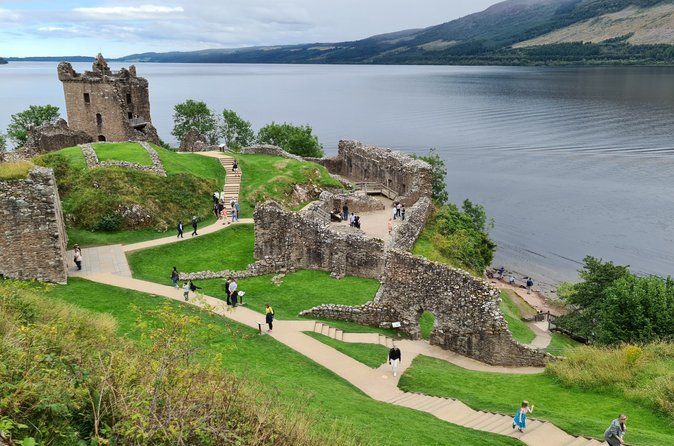 Glencoe, Loch Ness, Urquhart Castle Private Tour
