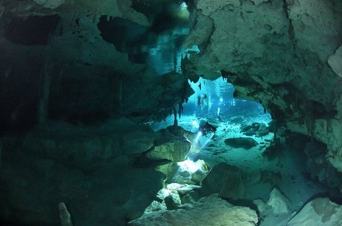 Dos Ojos Cenote Dive: Barbie Line & Bat Cave – 2 Dives