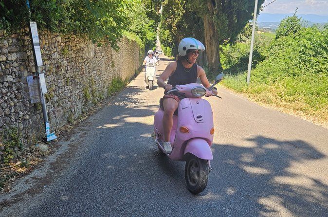 Tuscan Countryside Vespa Tour from Florence with Wine