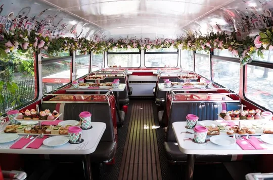 London #1 Afternoon Tea Bus Tour - 1960s Routemaster Bus