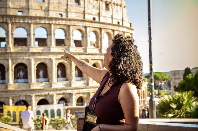 Rome: Guided Group Tour of Colosseum, Palatine Hill & Roman Forum